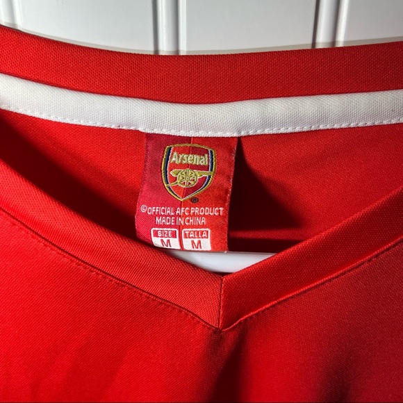 Arsenal Football Club Official (Soccer) Jersey (Men's Medium) - Picture 5 of 8
